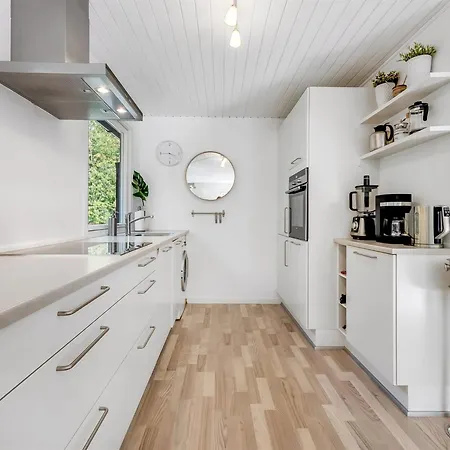 Winder - 925m From The Sea By Interhome *